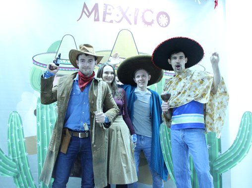 Нетривиальный опыт: организация гендерных праздников в технологичной компании