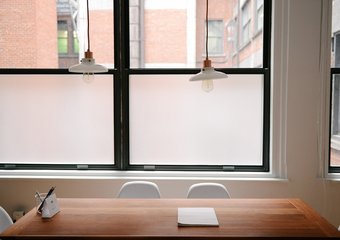 Эксперт: для успеха в карьере полезно разнообразить сферы деятельности