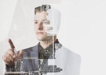 IT-компании начали нанимать гуманитариев для обучения нейросетей