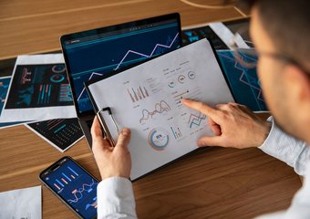 ИТ-бюджеты сокращаются, а данные растут: 55% крупных компаний готовы перейти на частные облака