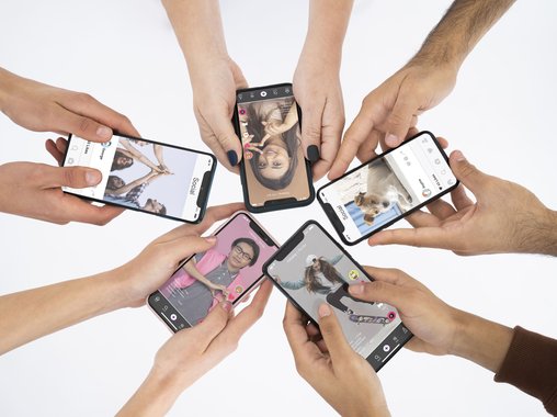 Каждый второй сотрудник присматривается к коллегам через цифровые сервисы офиса