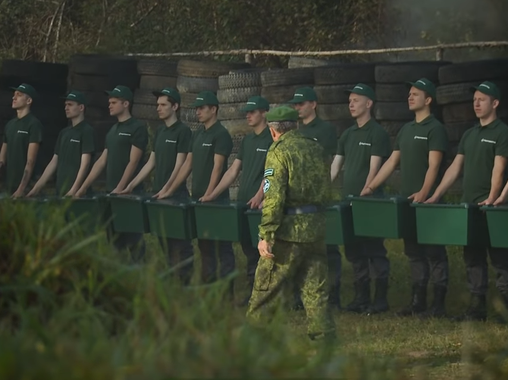 Как бизнес борется за талантливых курьеров и продавцов