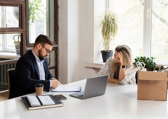 Почему россияне увольняются: итоги большого опроса работодателей