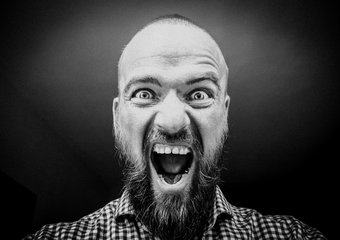 Исследование: больше всего довольны своей работой ученые и педагоги