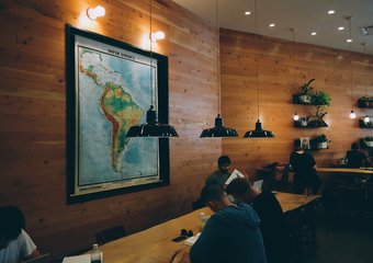 Почему Москва переживает бум коворкингов