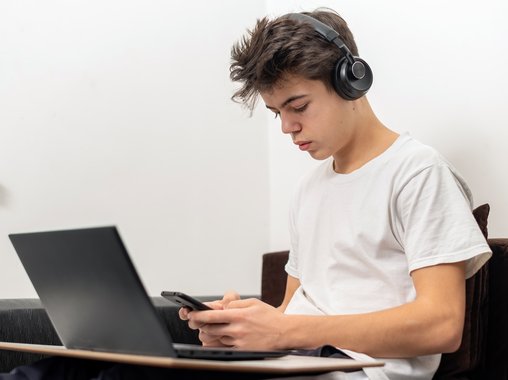 LG начала нанимать на работу программистов в российский офис