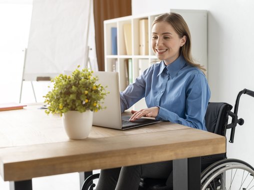 СФР компенсирует бизнесу до 200 тыс. рублей за оборудование рабочего места для инвалида