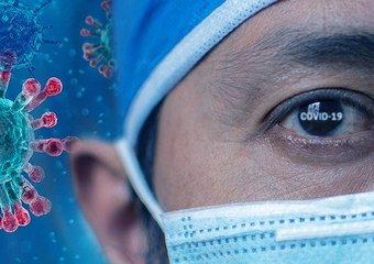 Правительство изменило порядок исчисления стажа для медиков, работавших с COVID-19