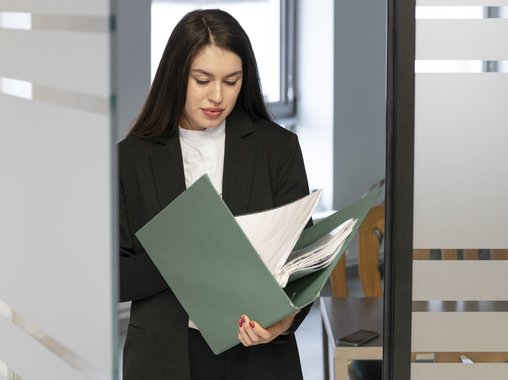 80% компаний регулярно контролируют своих сотрудников