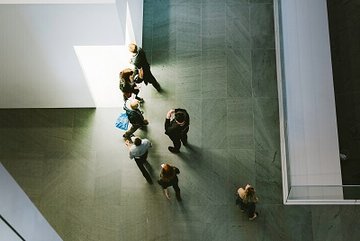 «Ренессанс Кредит» стал куратором в подготовке и написании исследовательских работ студентами Высшей школы бизнеса