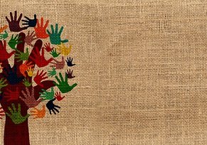 Росбанк и БФ «КАФ» передали более 8 млн рублей в поддержку НКО