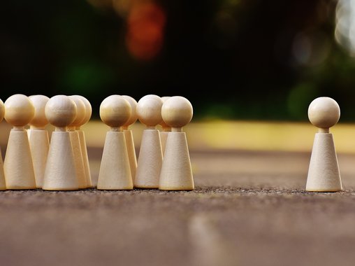 Россияне рассказали, кому доверяют защиту своих трудовых прав