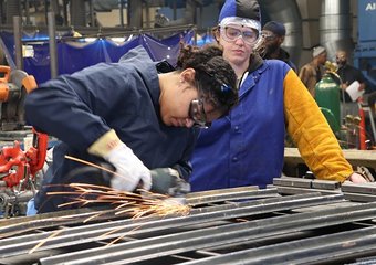 Российские компании готовы трудоустроить почти 2 млн специалистов