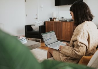 Росстат: реальный размер зарплат в декабре вырос на 4,6%