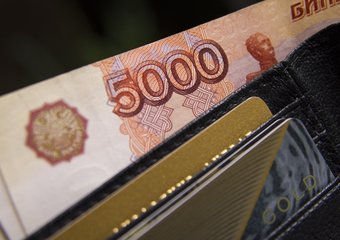Рост заработных плат в России замедлился