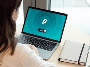 Руководители «Биннофарм Групп» защитили дипломы НИУ ВШЭ по программе «Современные технологии управления фармацевтическим производством»