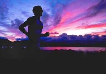 Чем вреднее работа – тем лучше должна быть еда и дольше сон