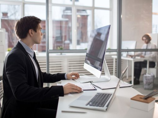 Microsoft приняла на работу экс-гендиректора OpenAI