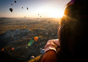 Счастливые люди работают лучше