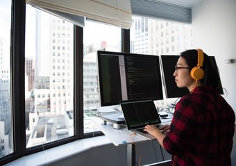 Школа «Тестировщик PRO с нуля» «Ренессанс Кредит» выпустила первых учеников