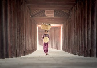 Самые шокирующие факты о богатых работодателях и бедных сотрудниках