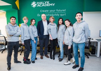 «HalykEduLab» – синергия работодателя и вузов для подготовки IT-кадров. Кейс Народного банка Казахстана