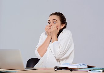 Россияне поделились своими главными страхами, связанными с карьерой