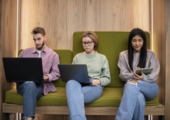 Смысл и ценность работы стали главными приоритетами для молодых специалистов