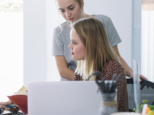 Студенты и выпускники без опыта - кадры молодеют