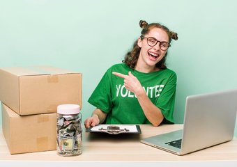 Wildberries начал нанимать сотрудниц из Северной Кореи: пилотный проект или массовый найм?