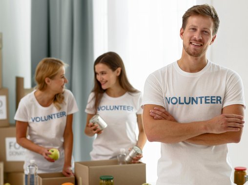 Депутаты предлагают привлечь работодателей к волонтерству