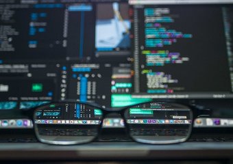 Workle Pro дал hh возможность подбирать тысячи кандидатов на массовые вакансии силами удаленных исполнителей