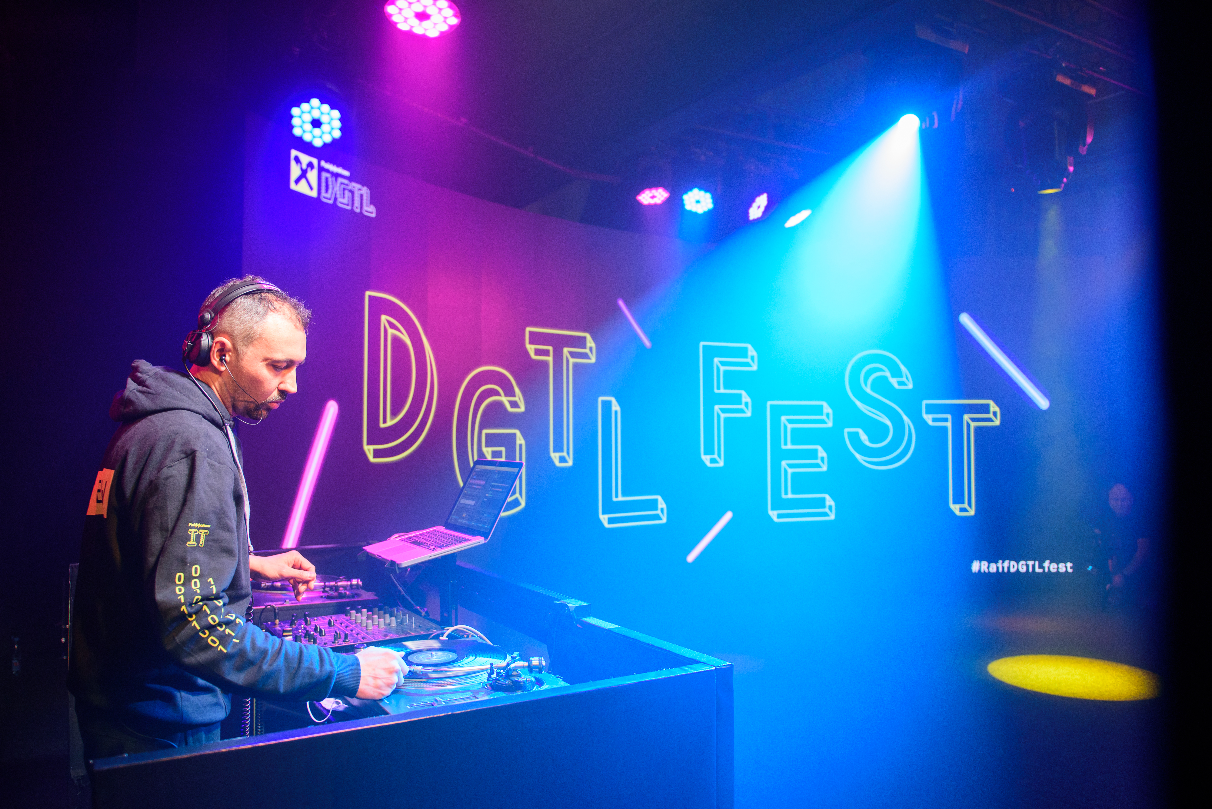 Райффайзенбанк провел онлайн-фестиваль digital-профессий для студентов, Райффайзенбанк, Елизавета Тихонова, WOW!HR 2021, Номинанты WOW!HR 2021, Be Cool 2021, Be Cool, WOW!HR, обеспечить постоянный приток специалистов, как обеспечить постоянный приток специалистов, кадровый резерв, формирование кадрового резерва, Employer Branding, онлайн-фестиваль digital-профессий