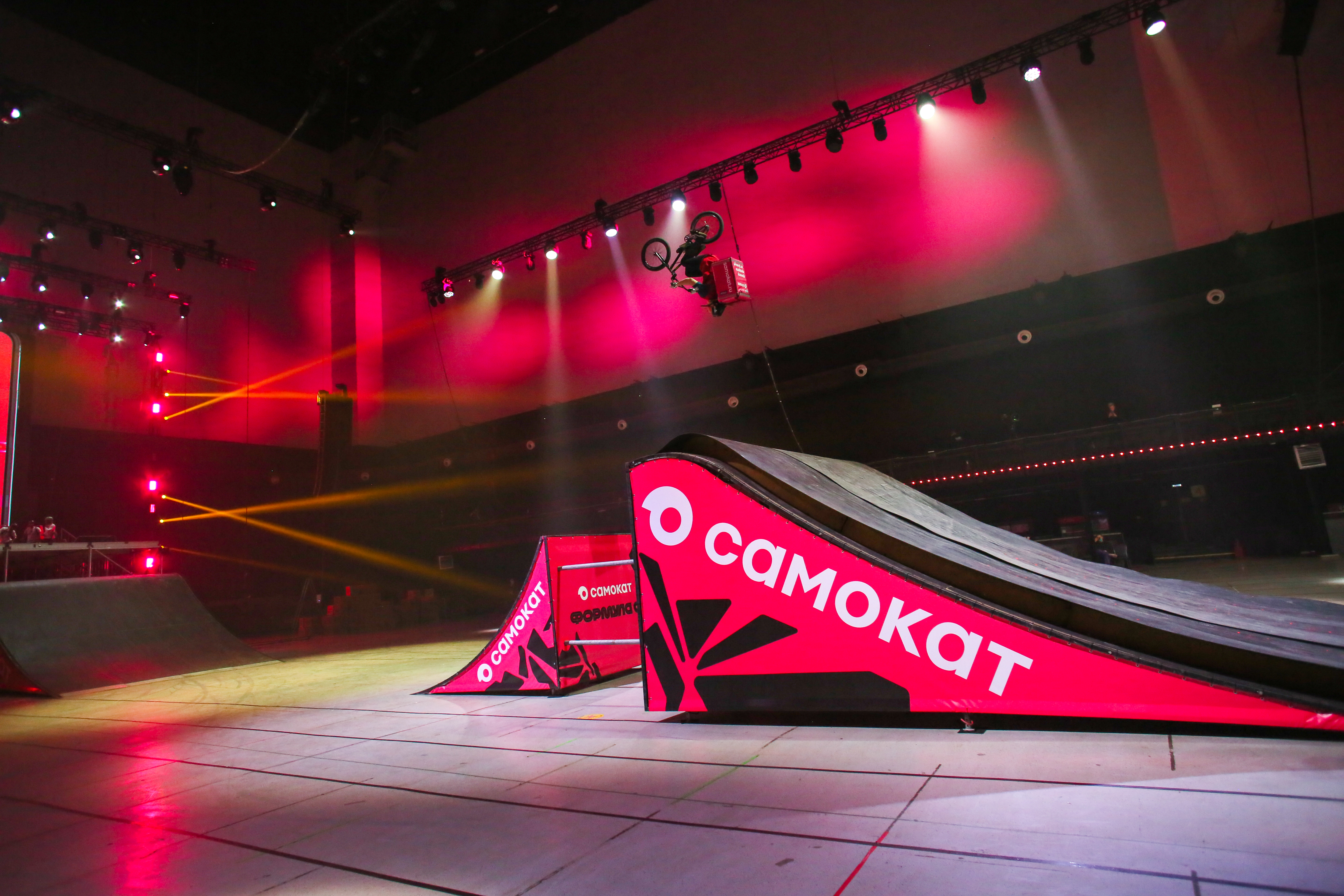 Самокат объединил членов команды из разных городов и рассказал о ценностях компании – кейс, Самокат, Юлия Глотова, WOW!HR, WOW!HR 2022, Номинанты WOW!HR 2022, High Performance, High Performance 2022, командообразующее мероприятие, корпоративные мероприятия, вовлечь сотрудников в онлайне, как вовлечь сотрудников в онлайне, вовлеченность сотрудников