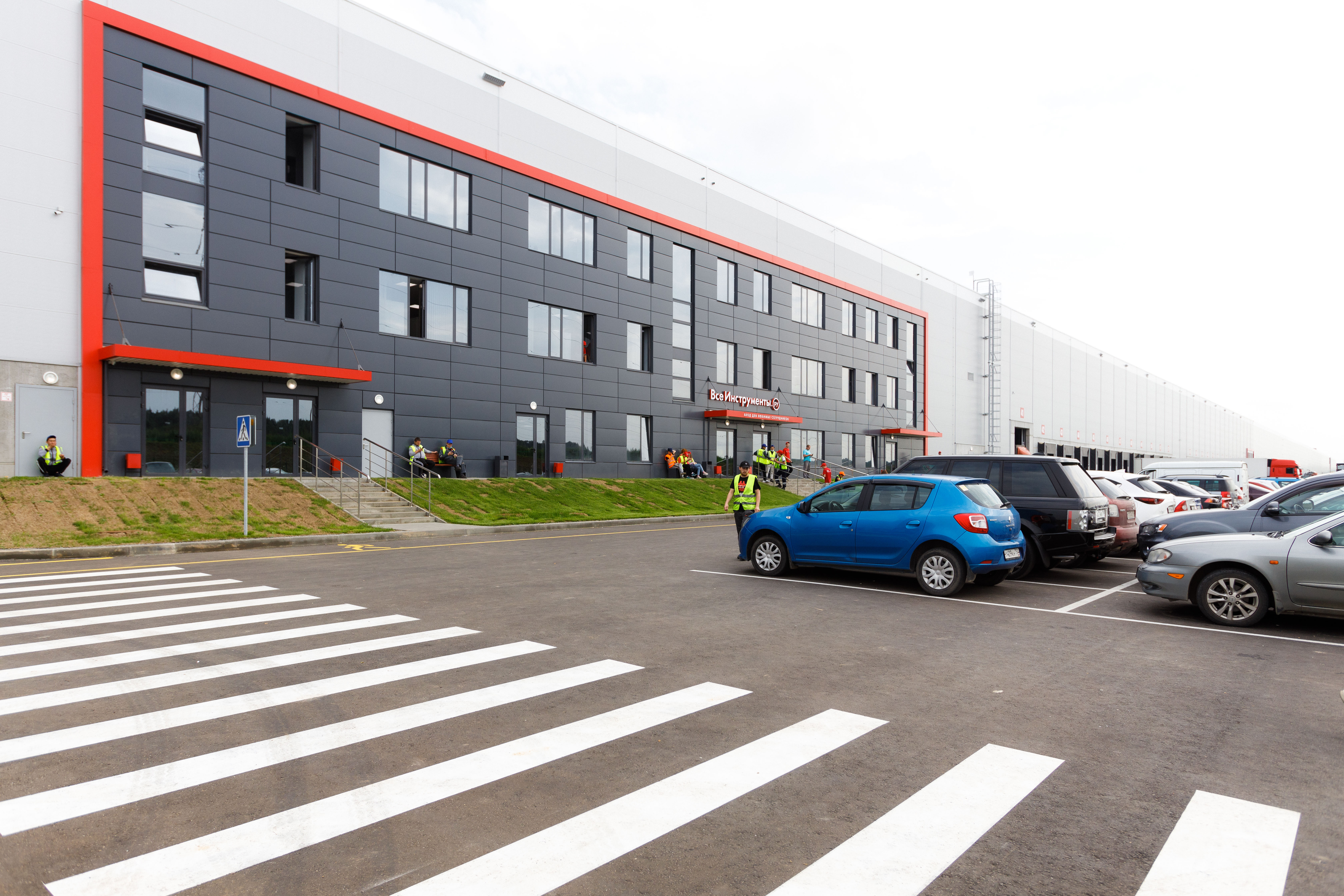 Онлайн-гипермаркет ВсеИнструменты.ру открыл в Домодедово один из крупнейших распределительных центров в России, ВсеИнструменты.ру, ВсеИнструменты.ру новости, ВсеИнструменты.ру новости сегодня, ВсеИнструменты.ру последние новости, ВсеИнструменты.ру работа, ВсеИнструменты.ру рабочие места, создание рабочих мест 