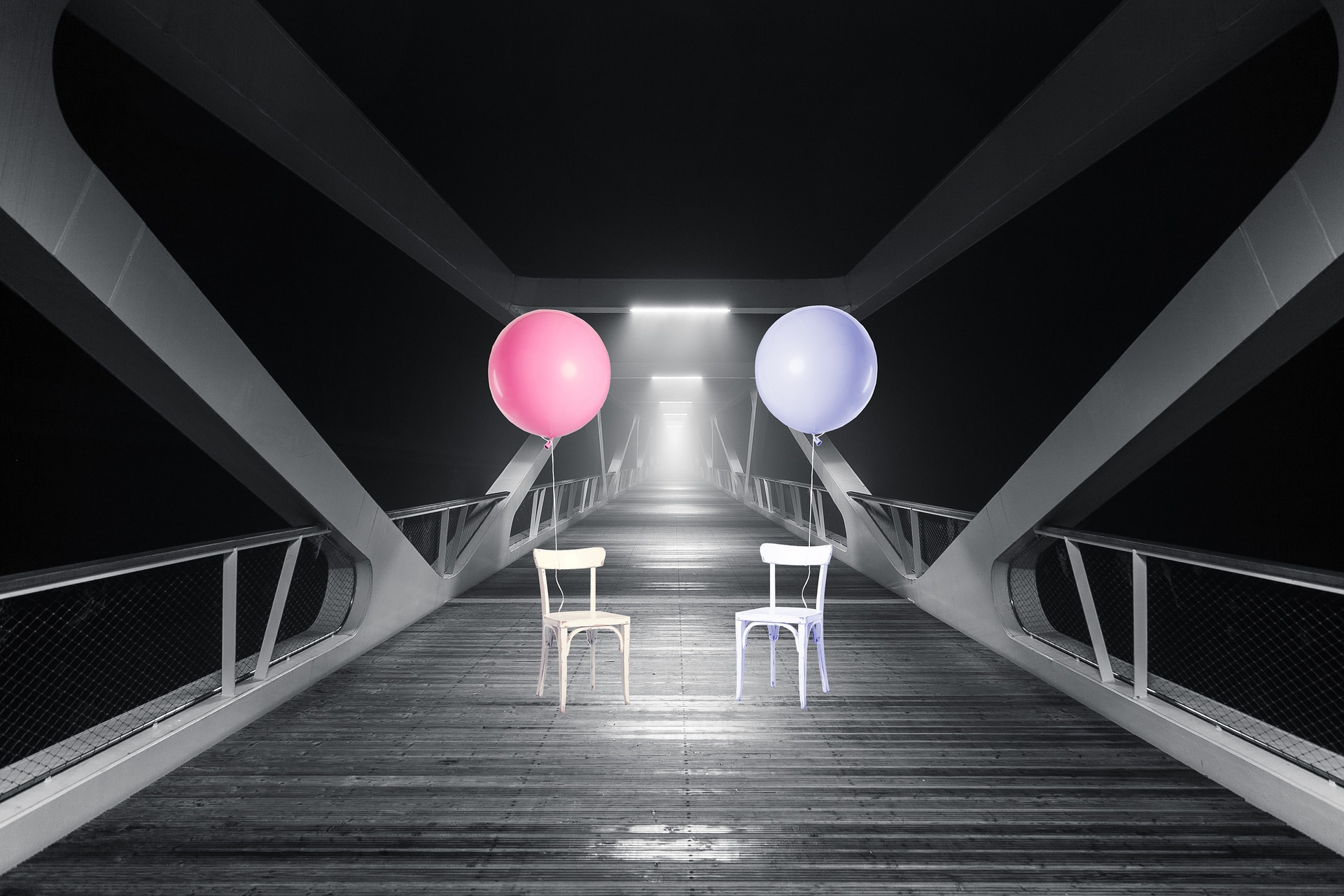 шарики,  мост, стулья, путь, дорога, будущее организаций, Елена Черникова, Новые правила, Культура инноваций, что ждет организации в будущем, что ждем компании в будущем, будущее компаний, как развиваются компании, компании развитие, какими будут компании, какими будут работодатели, работодатель будущее, какие компании выживут, организационное будущее