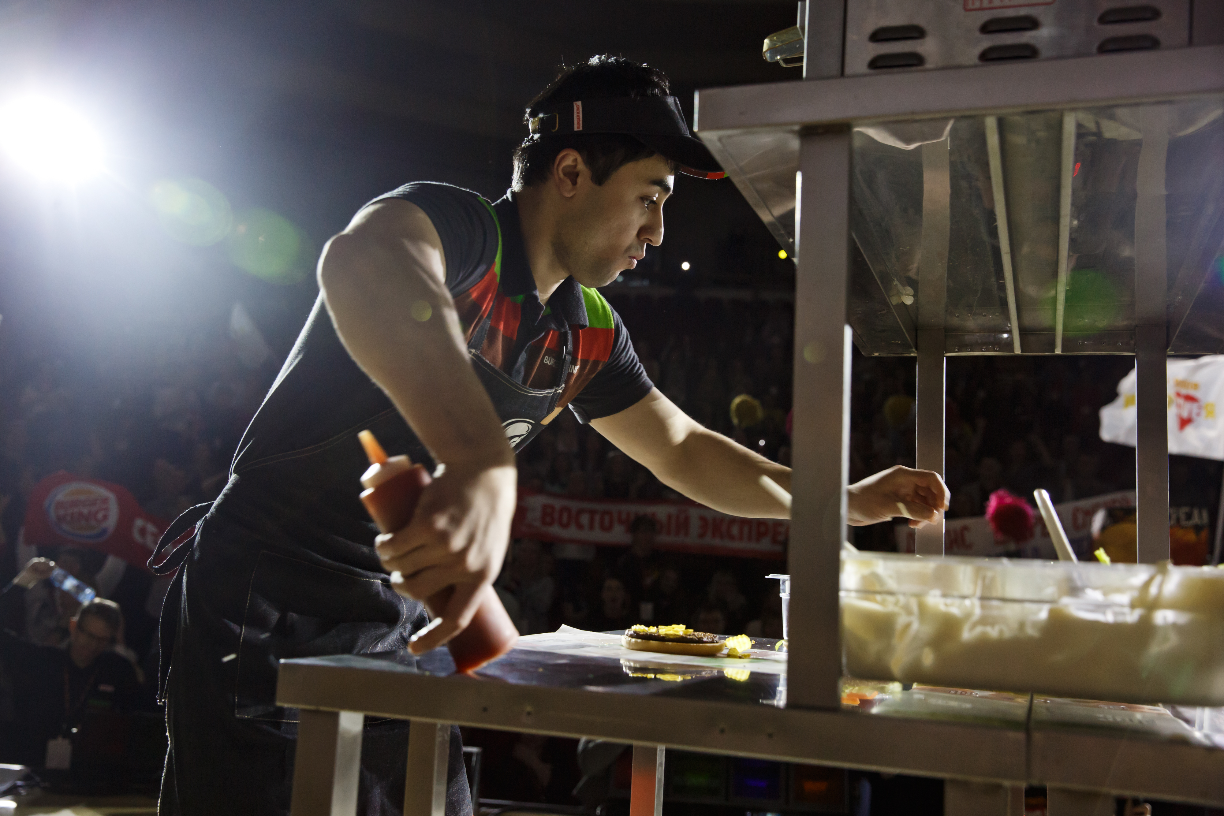 бургеркинг, Татьяна Леонтьева, директор Департамента Людей, бургер кинг, воппер, сборка воппера, за сколько собирают воппер, время сбора воппера, воппер время сбора, конкурс поваров бургер кинг, бургер кинг соревнования, огненная битва, WOW!HR, Level Up, конкурс, персонал, сотрудники, интерес