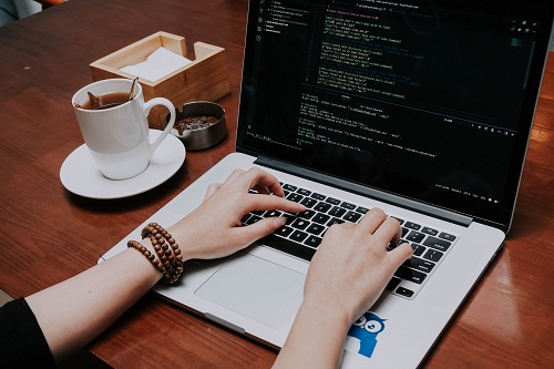 Четыре секрета для найма, сохранения и развития IT-талантов в сложное время, Арина Столярова, Наем разработчиков, Наем программистов, развитие IT-талантов, сохранение IT-талантов, талантливые технические специалисты, требования к работодателям от IT-специалистов, требования IT-специалистов, Ключевые навыки IT-специалиста, навыки IT-специалиста