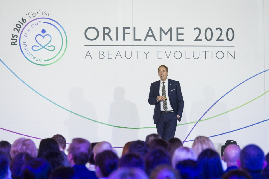 Как разработать успешную стратегию развития. Опыт Oriflame, Ольга Аристова, WOW!HR, WOW!HR2018, номинанты WOW!HR, HR Hero, HR Hero 2018, привлекательность бренда, бренд работодателя, NPS сервиса, лояльность, велнес, велнес-клуб, амбассадор, стратегия, образа жизни, развитие компании