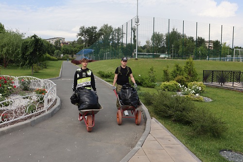 Holcim помогла устроить подростков на работу во время летних каникул, Holcim, Holcim новости, Holcim последние новости, Holcim новости сегодня, Holcim работа для школьников, работа для школьников, найти работу для школьников, Центр занятости населения г. Вольск, Holcim в Вольске, трудоустраивать на летний период, трудоустройство на летний период