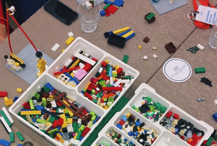 компании, организации, изменения, как менять организацию, IQ, интеллект, айкью, интеллектуал, бизнесмен, интеллект  эффективного бизнесмена, интеллект бизнесмена, креативность, готовность к изменениям, экспериментирование, обучение, любопытство, консалтинговая компания, Новые правила