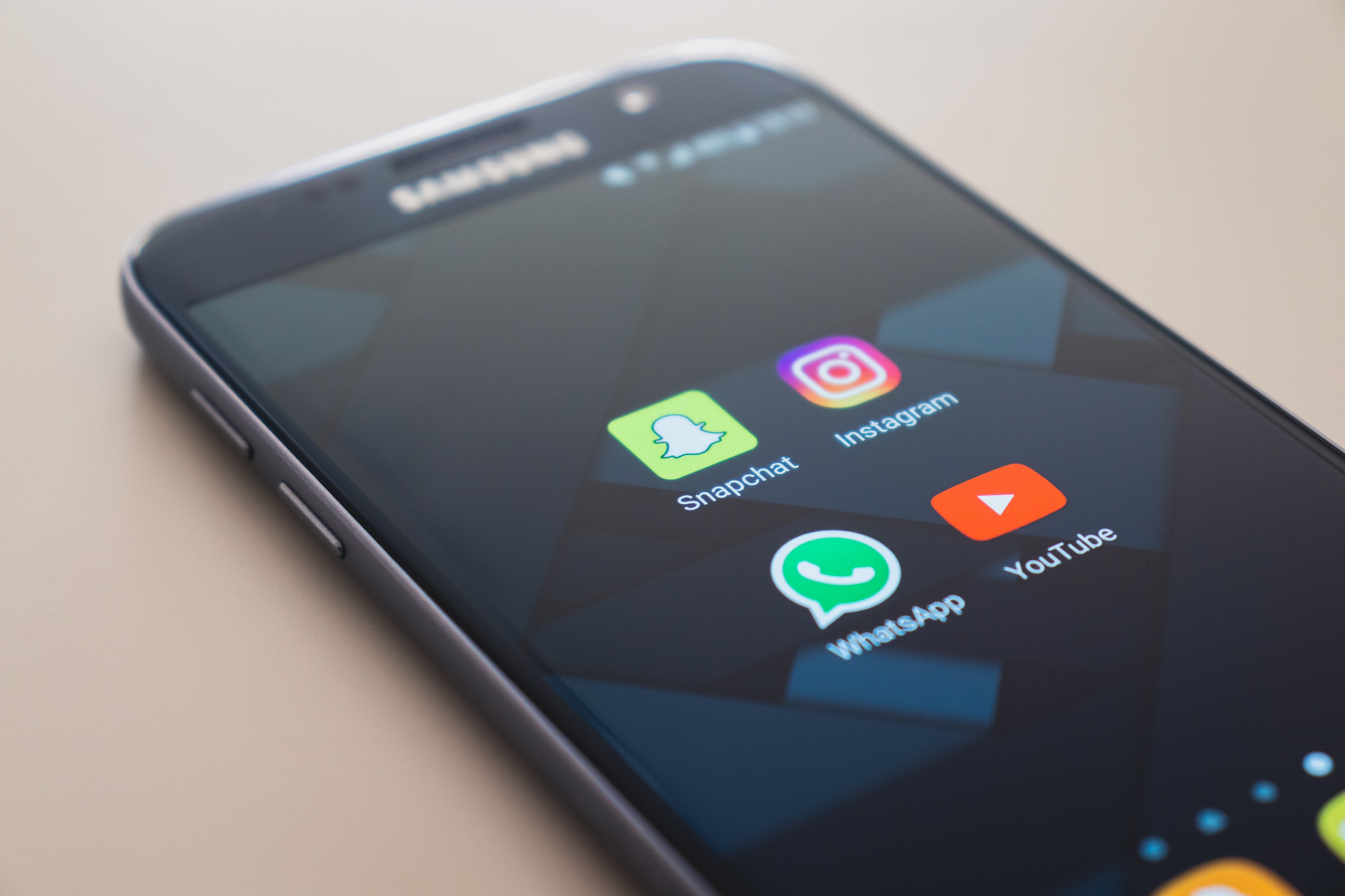 Job-сайты против Telegram-каналов: где искать сотрудников, Анна Тюляева, СДЭК, подбор персонала через соцсети, где лучше искать сотрудников, где искать сотрудников бесплатно, поиск персонала через социальные сети, способы поиска работников, способы поиска сотрудников, способы поиска сотрудников самые эффективные