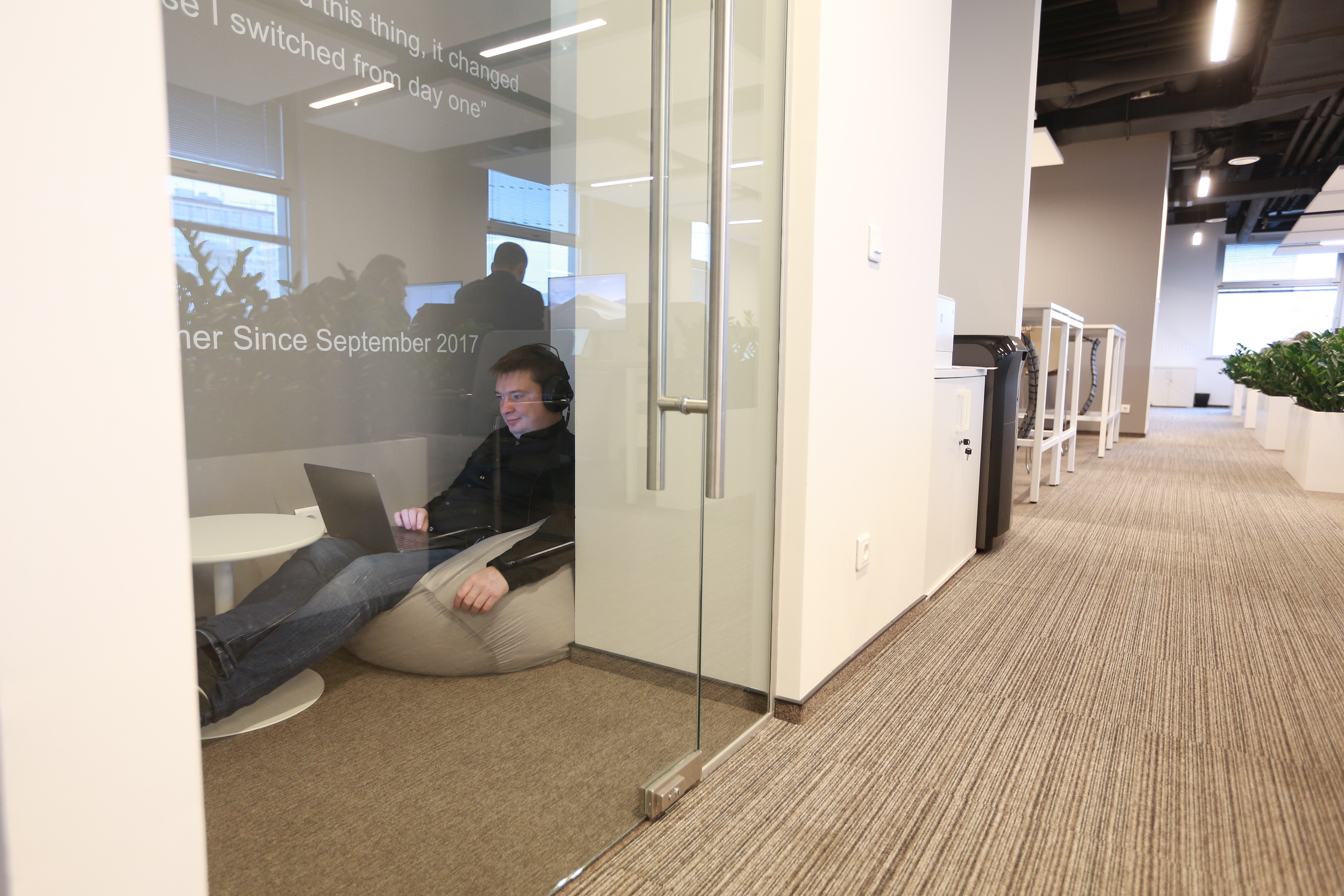 5 лайфхаков: как организовать офис и график сотрудников для комфортной и эффективной работы, новые технологии управления персоналом, особенности управления персоналом, Айкина Анна, JUUL Labs, индивидуальный график, работа в JUUL Labs, JUUL Labs о работе, life-life balance, баланс работы и личной жизни