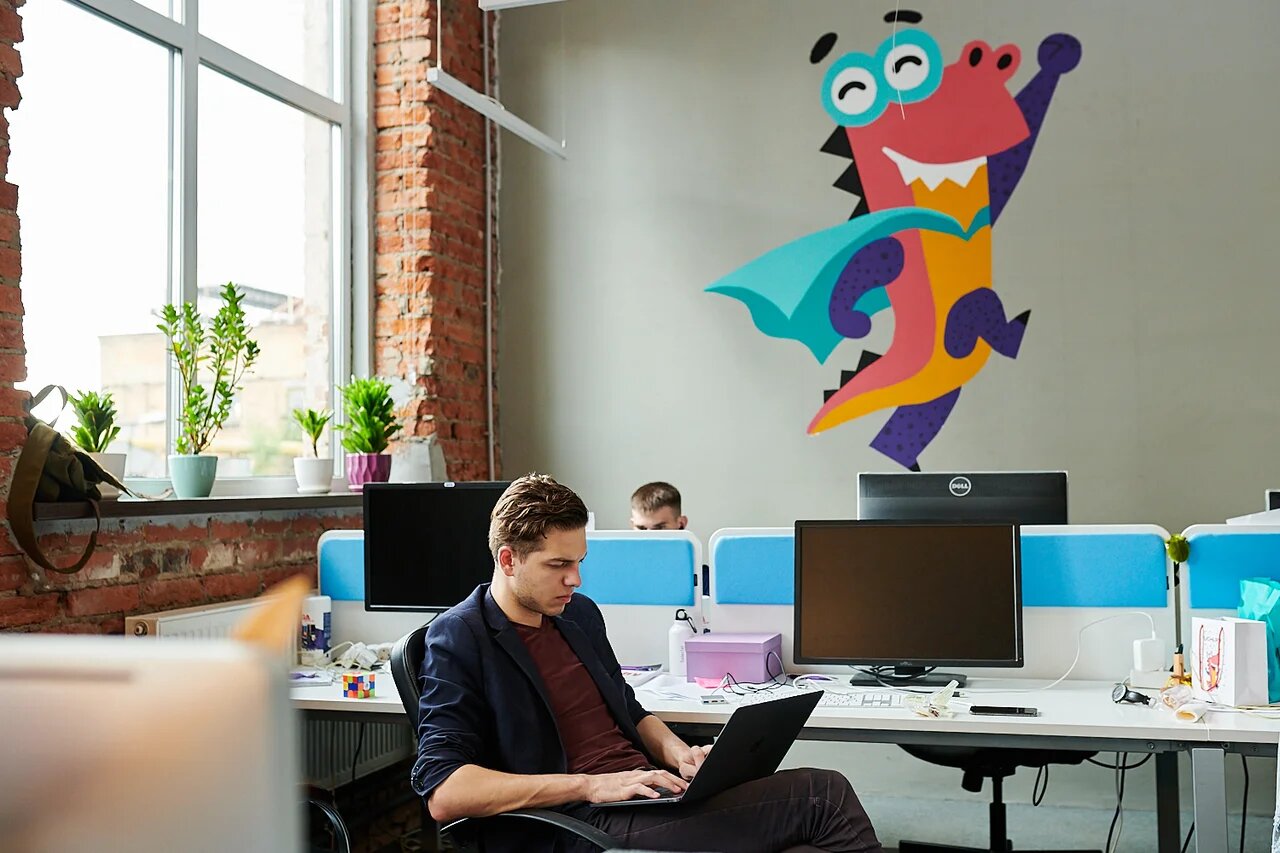 Компания Учи.ру вдохновляет сотрудников на развитие, Учи.ру, вдохновлять сотрудников на развитие, развитие сотрудников, корпоративное развитие, карьерное развитие, профессиональное развитие, WOW!HR, WOW!HR 2021, Номинанты WOW!HR 2021, HR Hero, HR Hero 2021