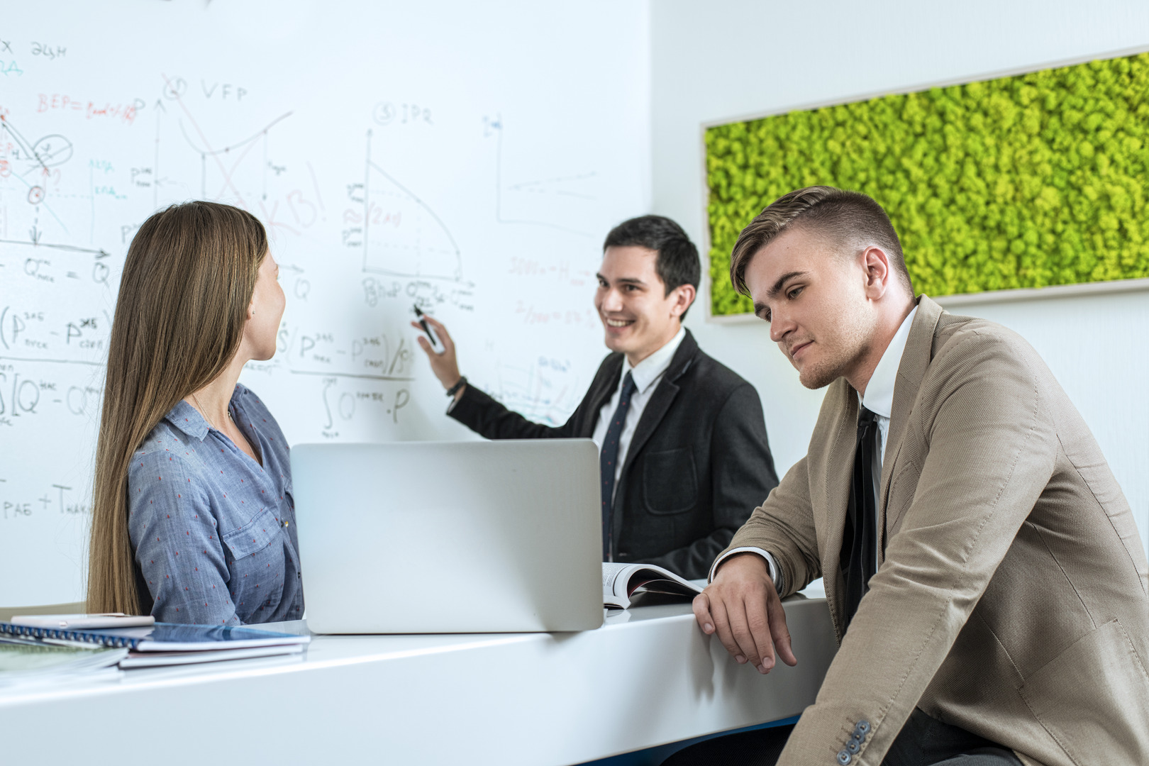 #МойТрек – гибкая система управления карьерой в ПАО «Газпром нефть», Юлия Шаронова, Юрий Ситников, ПАО «Газпром нефть», WOW!HR, WOW!HR 2021, Номинанты WOW!HR 2021, HR Hero, HR Hero 2021, Газпром нефть, система управления карьерой, Повышение удовлетворенности карьерными возможностями, развитие кадрового потенциала