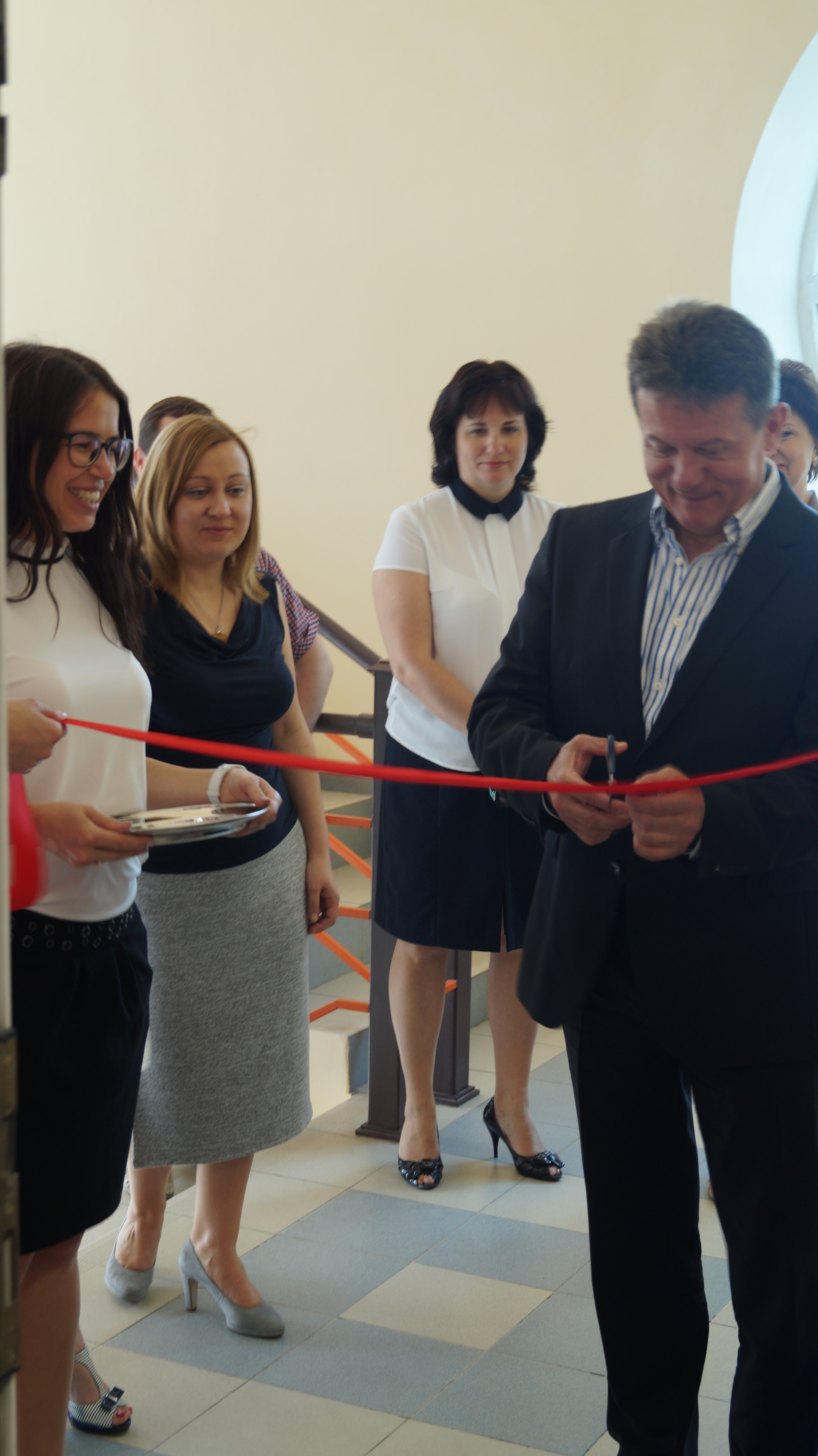 Как в «Телеком-Экспресс» набрали 350 новых сотрудников, Наталья Варгина, Телеком-Экспресс, бизнес-премия, WOW!HR, Номинанты_WOW!HR2018, WOWHR2018, Make Team, Make Team2018, Avito работа, аутсорсинговый контактный центр, эффективность, запуск контактного центра, подбор персонала, компетенции