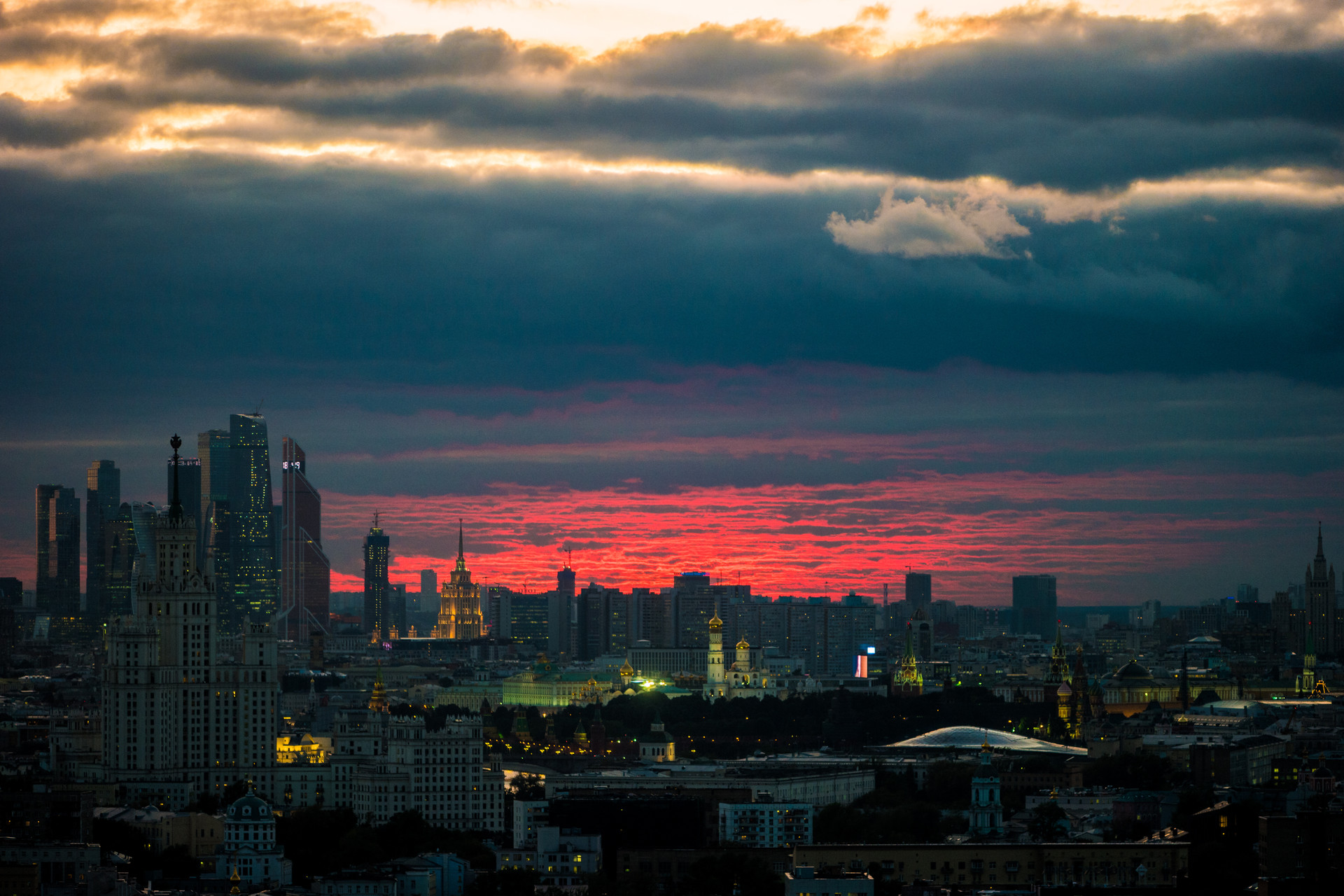 Офис Sravni.ru мотивирует сотрудников на креатив и инновации, Анастасия Серебренникова, Workplace, Workplace 2019, WOW!HR 2019, WOW!HR, номинанты WOW!HR 2019, Креативный офис, Концептуальные интерьеры на работе, стильные дизайнерские решения на работе, современные офисы, повышение лояльности сотрудников