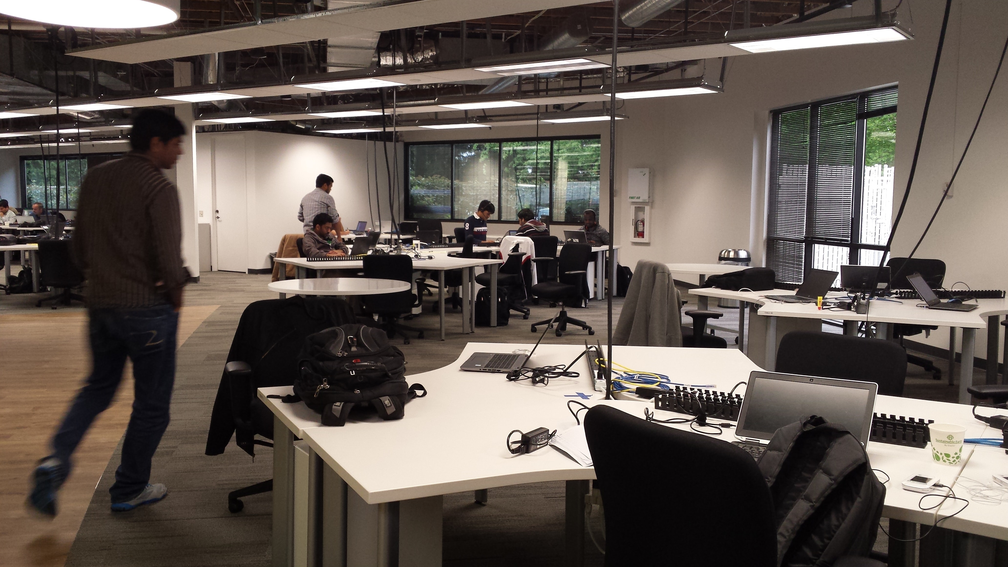 Open space как поле боя, Светлана Богданчик, недостатки офисного помещения, офис открытой планировки минусы, Open space минусы, Openspace минусы, стресс в открытом офисе, снизить напряженность в офисе, стресс в офисе что делать