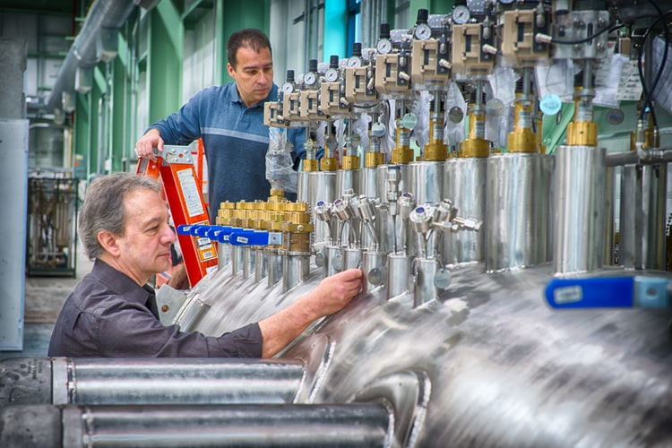  68% работников готовы переквалифицироваться ради новой карьеры после пандемии, о влиянии пандемии на предпочтения по работе, переквалифицироваться ради новой карьеры, пройти переобучение, Интерес к развитию новых навыков, BCG, BCG исследование, The Network, The Network исследование