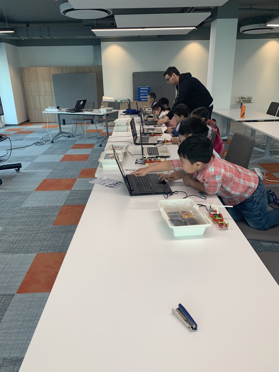 Место IT силы: как создать офис, где сотрудники будут чувствовать себя как дома, BTS, Анар Садыкова, WOW!HR KZ, WOW!HR KZ 2022, Номинанты WOW!HR KZ 2022, Save, Save 2022, офис для эффективной работы, эффективная работа в офисе, вовлеченность персонала, вовлеченность персонала в работу, вовлеченность персонала примеры